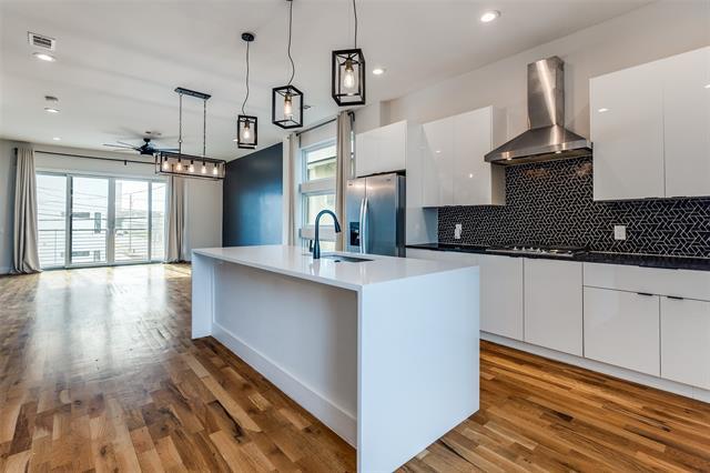 Building Photo - 4117 Munger Ave