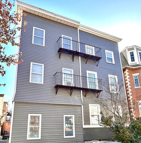 Building Photo - 43 Cottage Street - sold