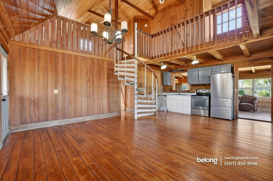 Building Photo - 1330 Niatross St