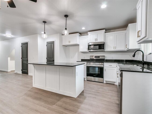 Building Photo - 13007 NW 3rd St