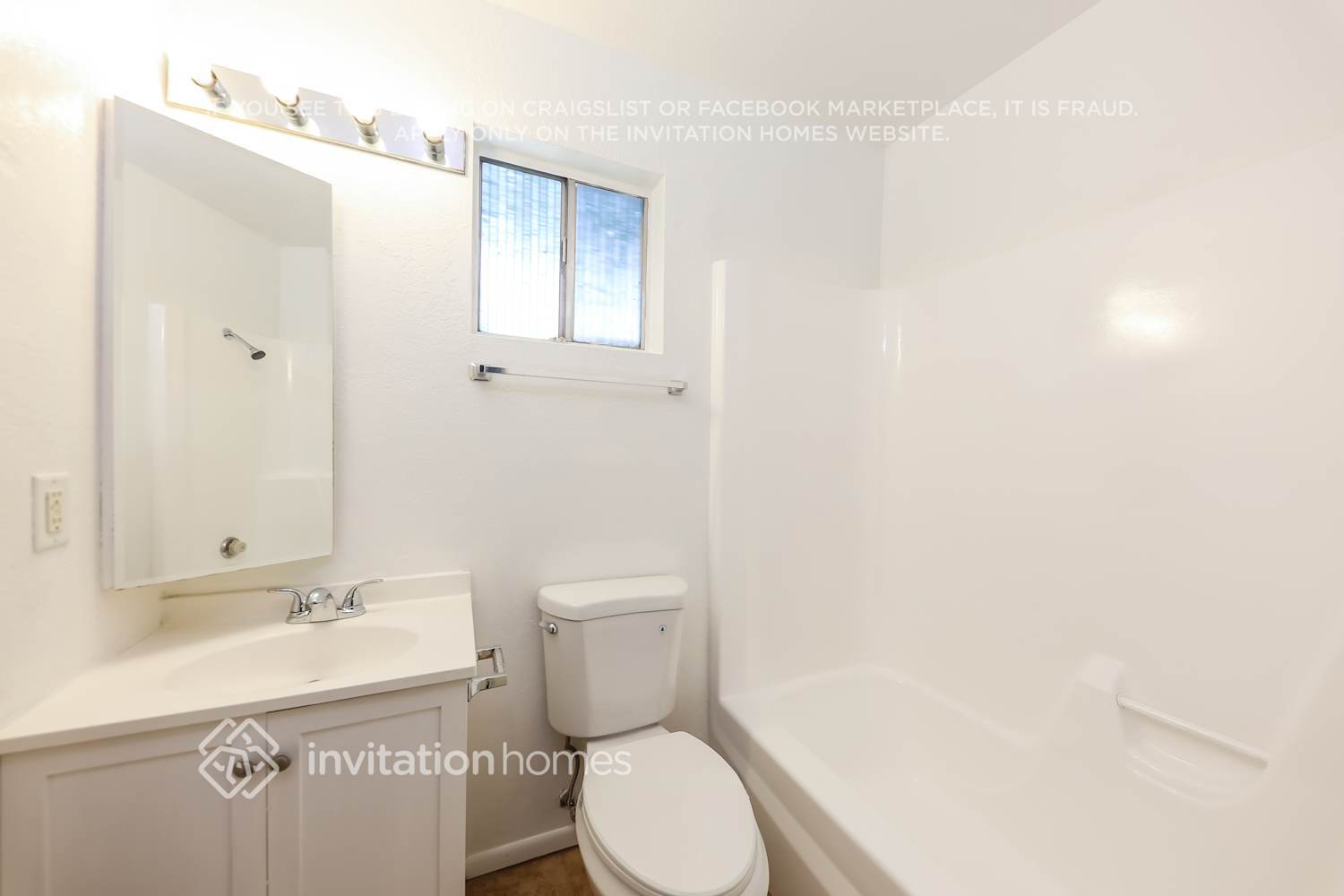 Building Photo - 1030 W Anderson Dr