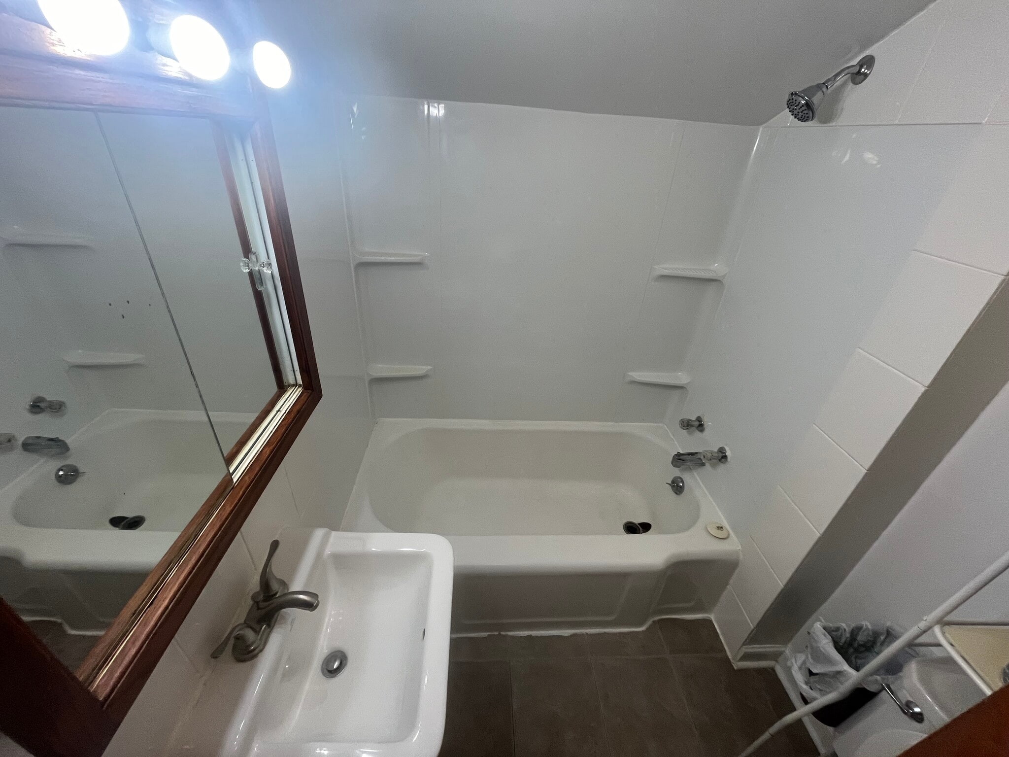 bathroom, shower and tub - 1923 24th St