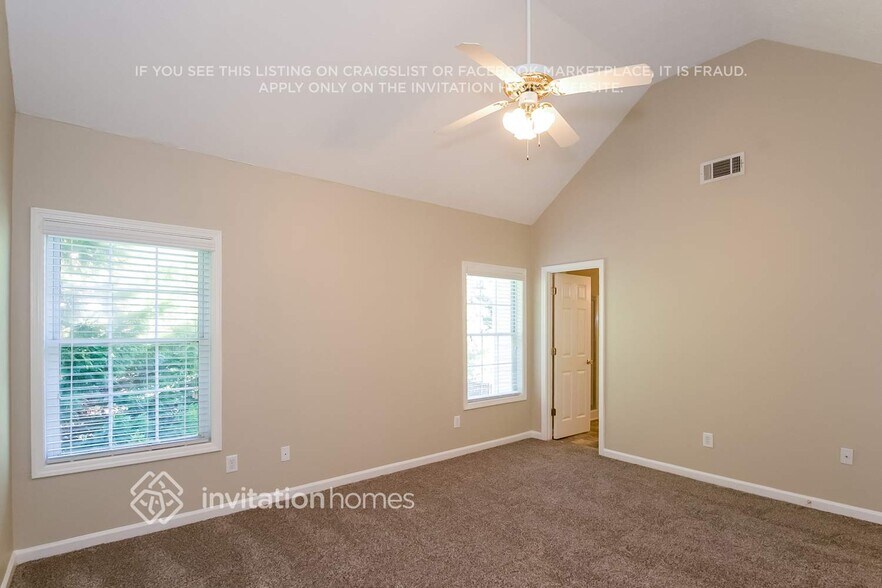 Building Photo - 4299 Chatham View Dr