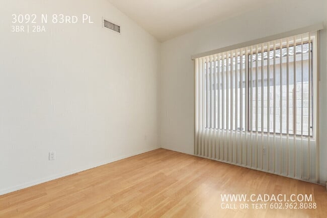 Building Photo - 3092 N 83rd Pl