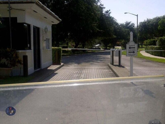 Building Photo - 3500 Whitehall Dr