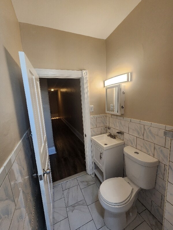 Building Photo - 1428 S 51st St