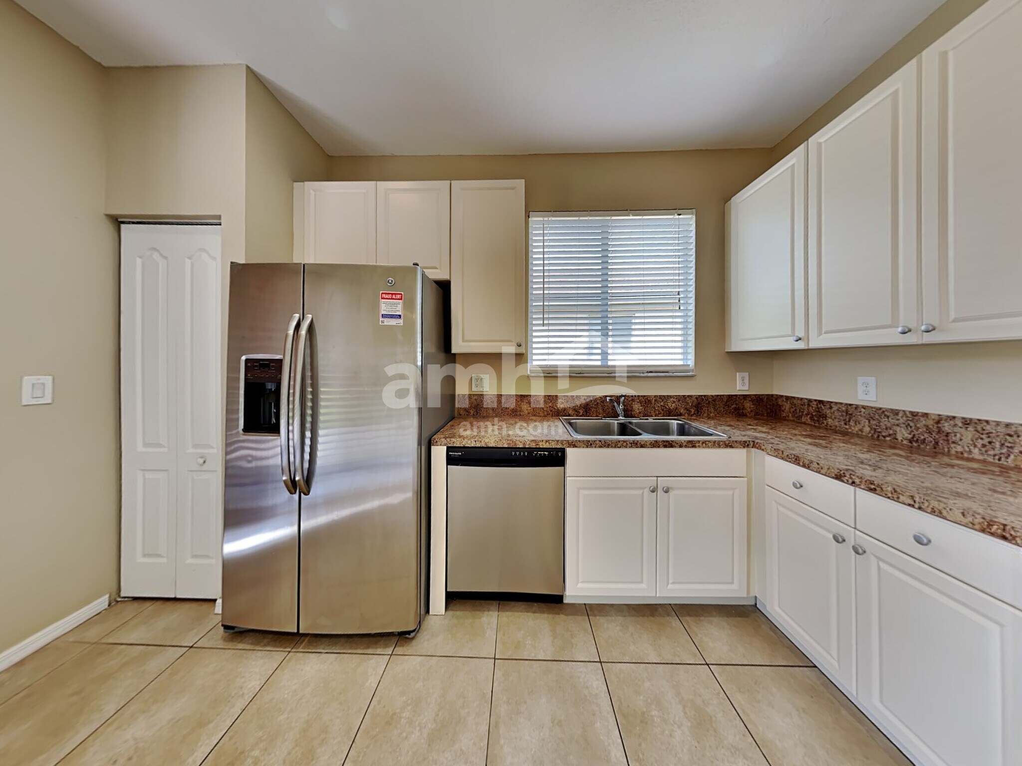 Building Photo - 9573 SW Flowermound Cir