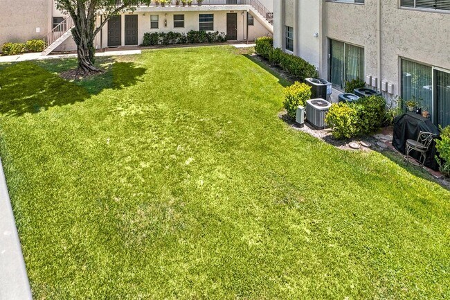 Building Photo - 3236 Coral Ridge Dr