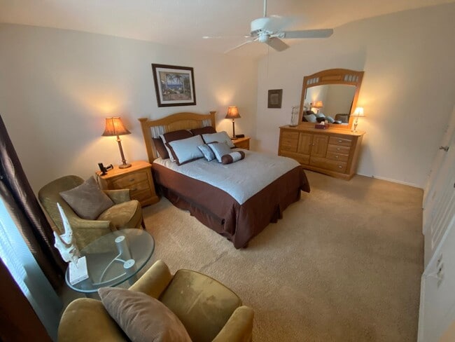 Building Photo - Warm and Inviting ANNUAL 2 + 2 Turnkey Patio Villa in The Village of Mallory