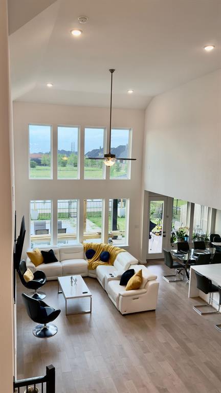 Building Photo - 31422 Beacon Cove Trl