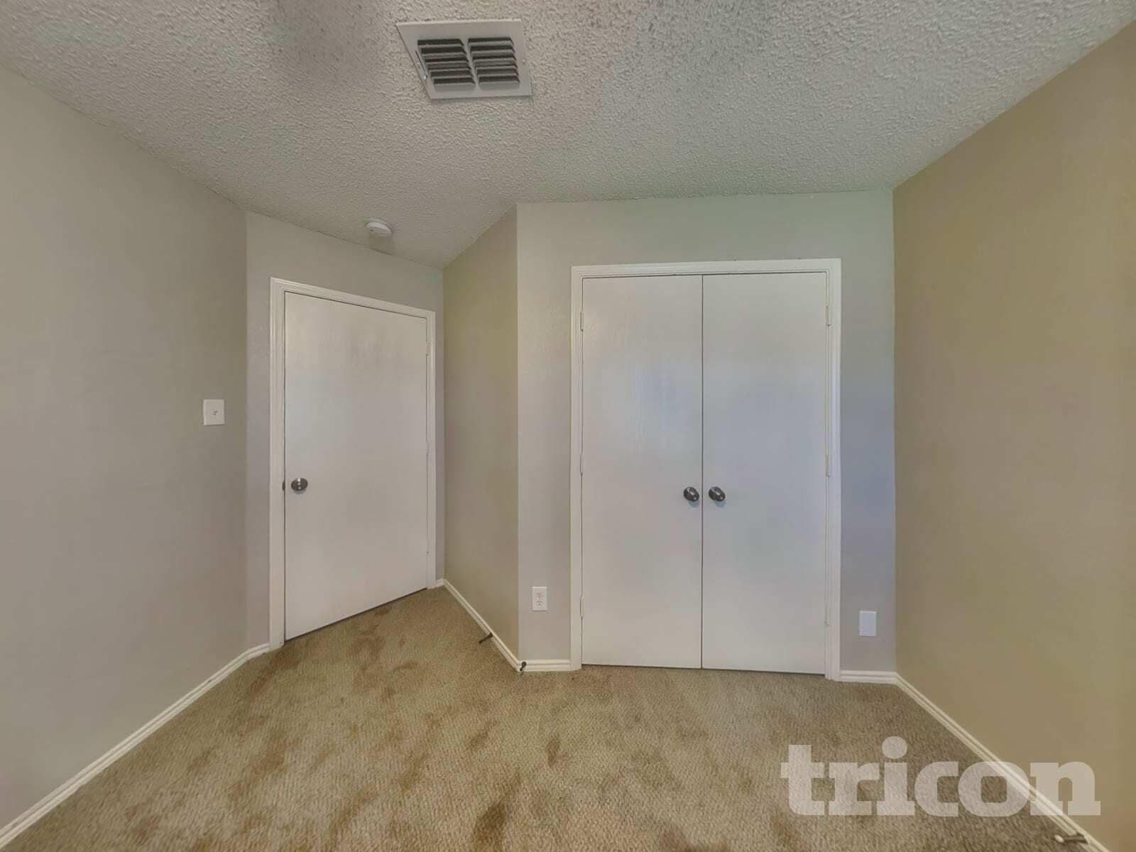 Building Photo - 2520 Ensenada Ln