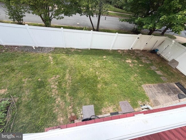 Building Photo - 6529 Fairlawn Dr