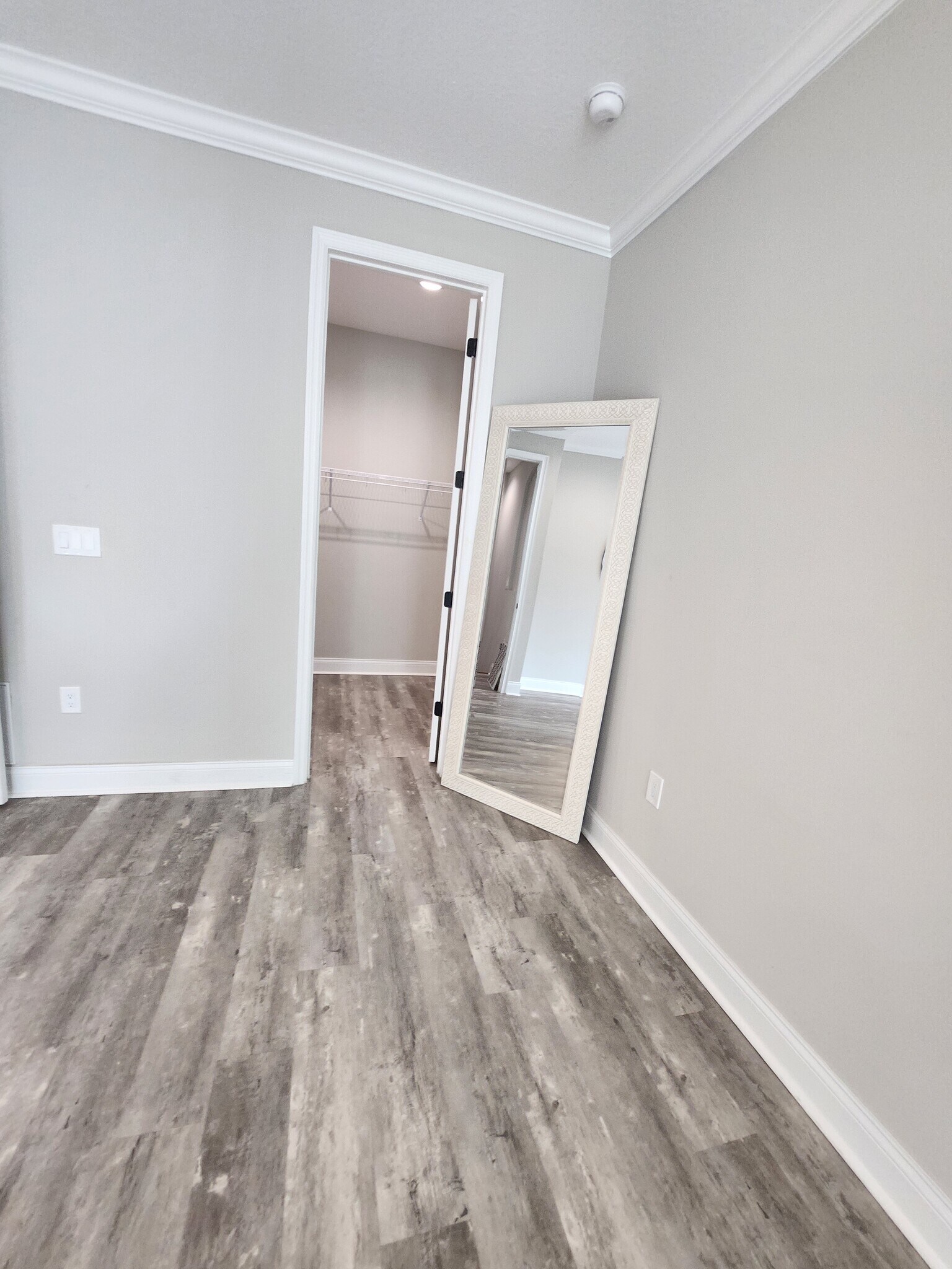 2nd Walk In Closet - 4114 N Nebraska Ave