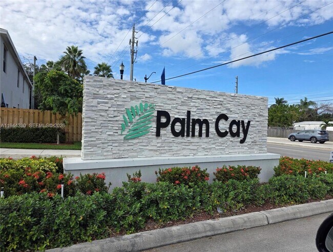 Building Photo - 453 NE 13th St