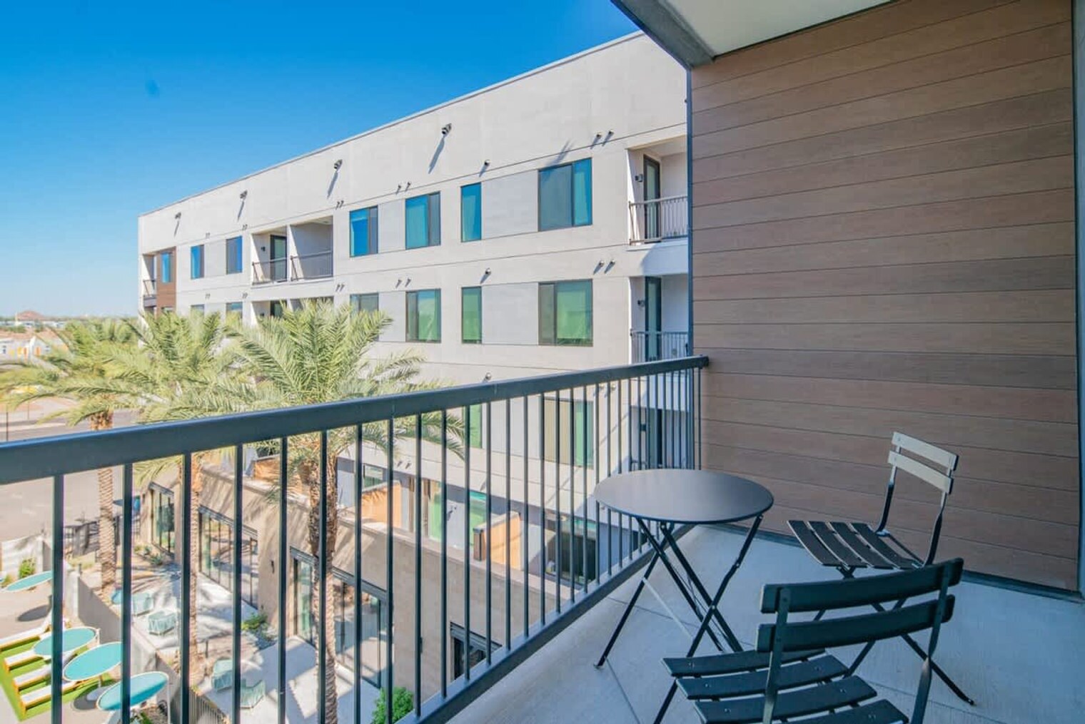 Building Photo - 701 W Rio Salado Pkwy