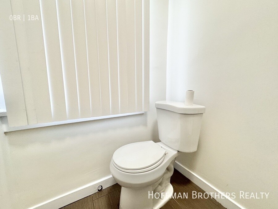 Building Photo - 2908 San Pedro St