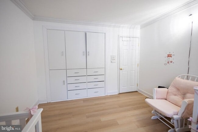 Building Photo - 24 Rose Apple Rd