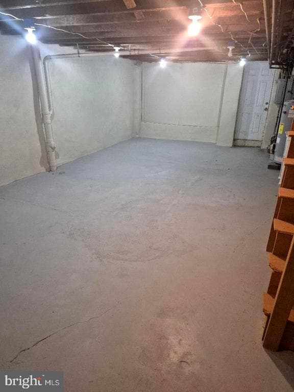 Building Photo - 5345 W Columbia Ave