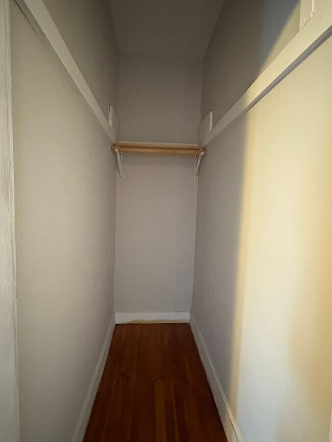 Building Photo - 32 Prospect St