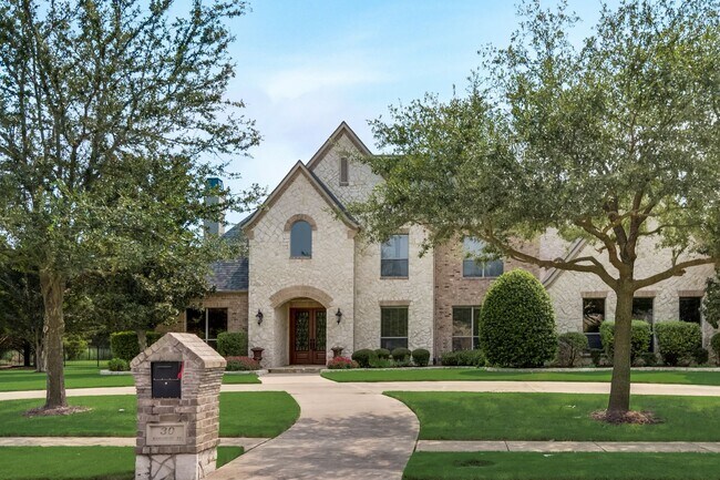 Building Photo - Gorgeous Custom Home on a private 1 acre l...