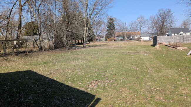 Building Photo - Welcome to this newly renovated gem located in the heart of North Canton