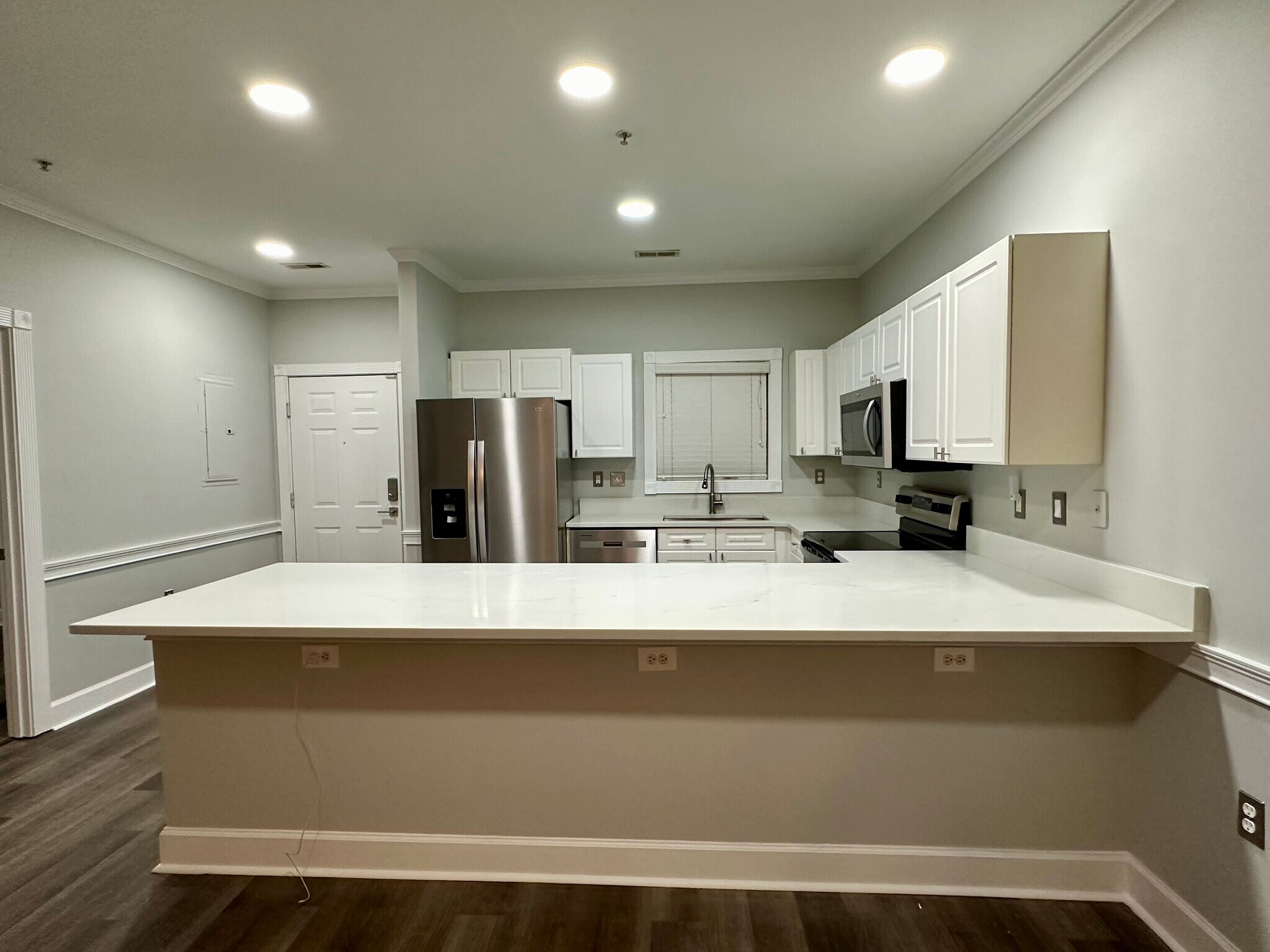 Building Photo - 8733 Coralbell Ln