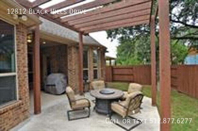 Building Photo - 12812 Black Hills Dr