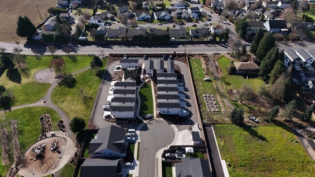 Building Photo - 9913 NE 46th Ct