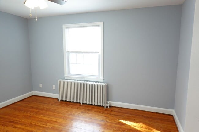 Building Photo - 8207 Garland Ave