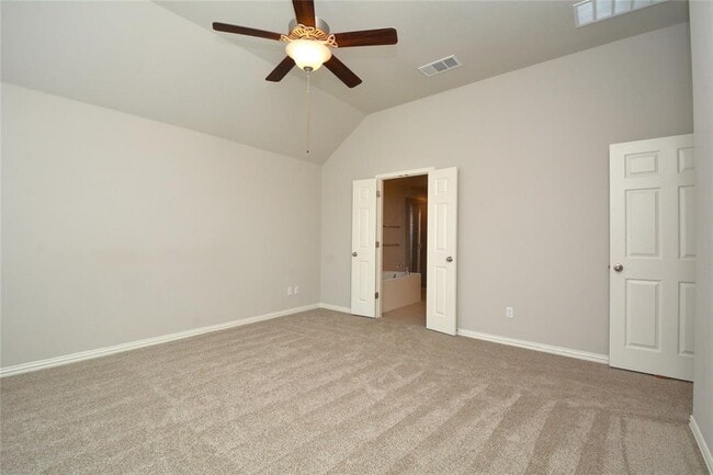 Building Photo - 142 Venice Cove