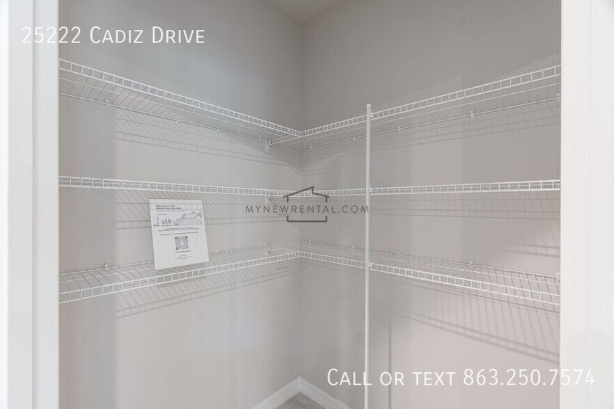 Building Photo - 25222 Cadiz Dr