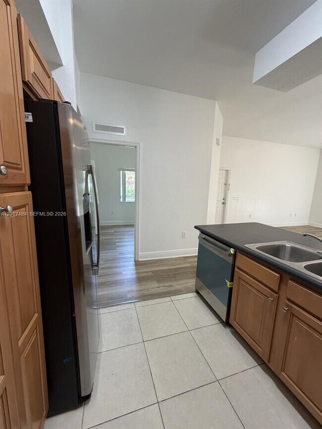 Building Photo - 3335 Palomino Dr