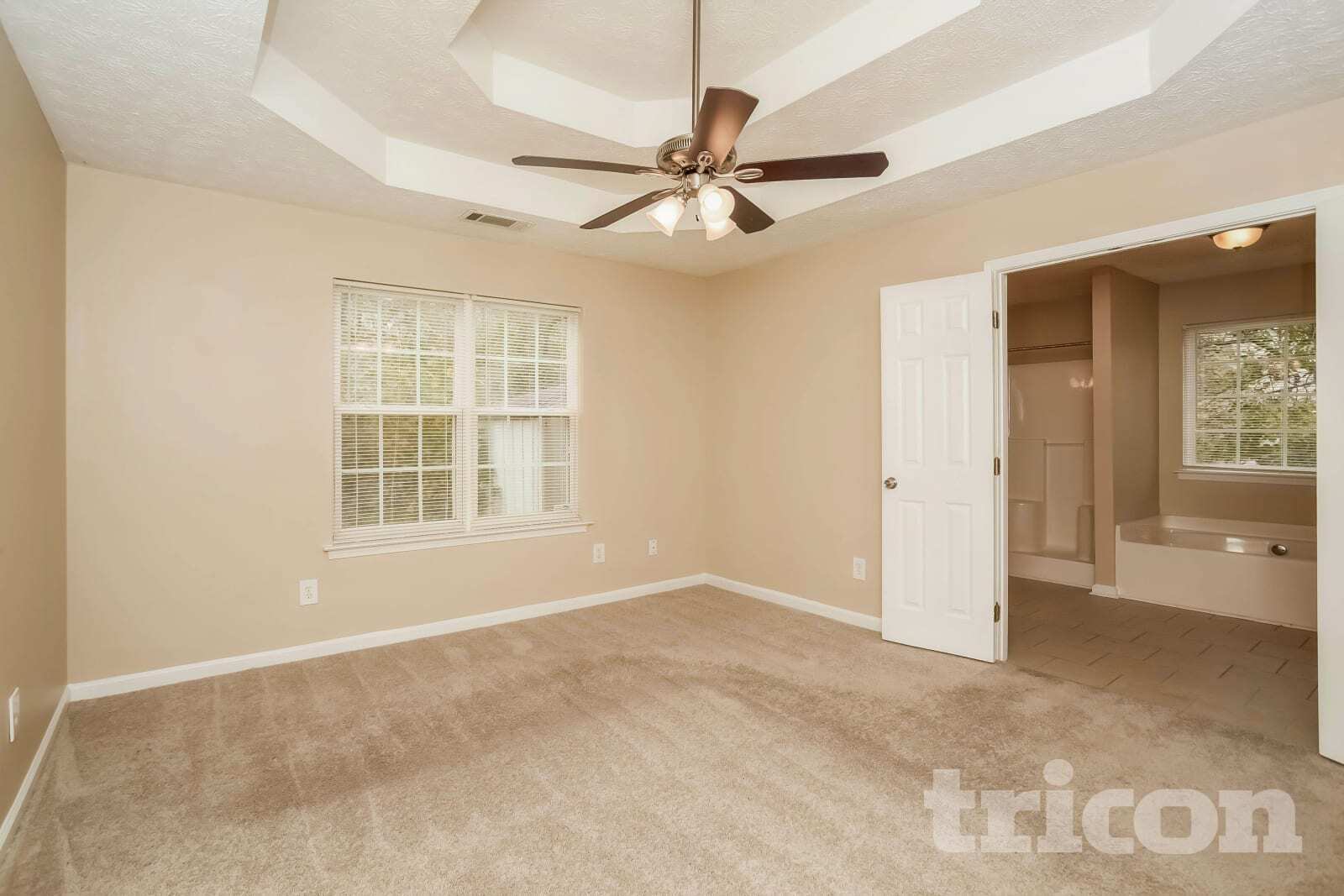 Building Photo - 25 Longcreek Ct