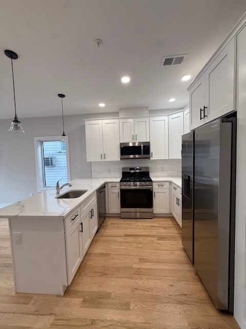 Unit 2 - Kitchen - 6009 Jefferson St