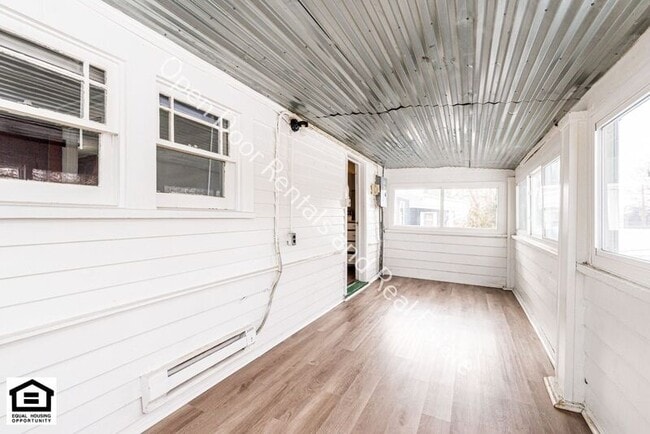 Building Photo - 2005 Bayer Ave