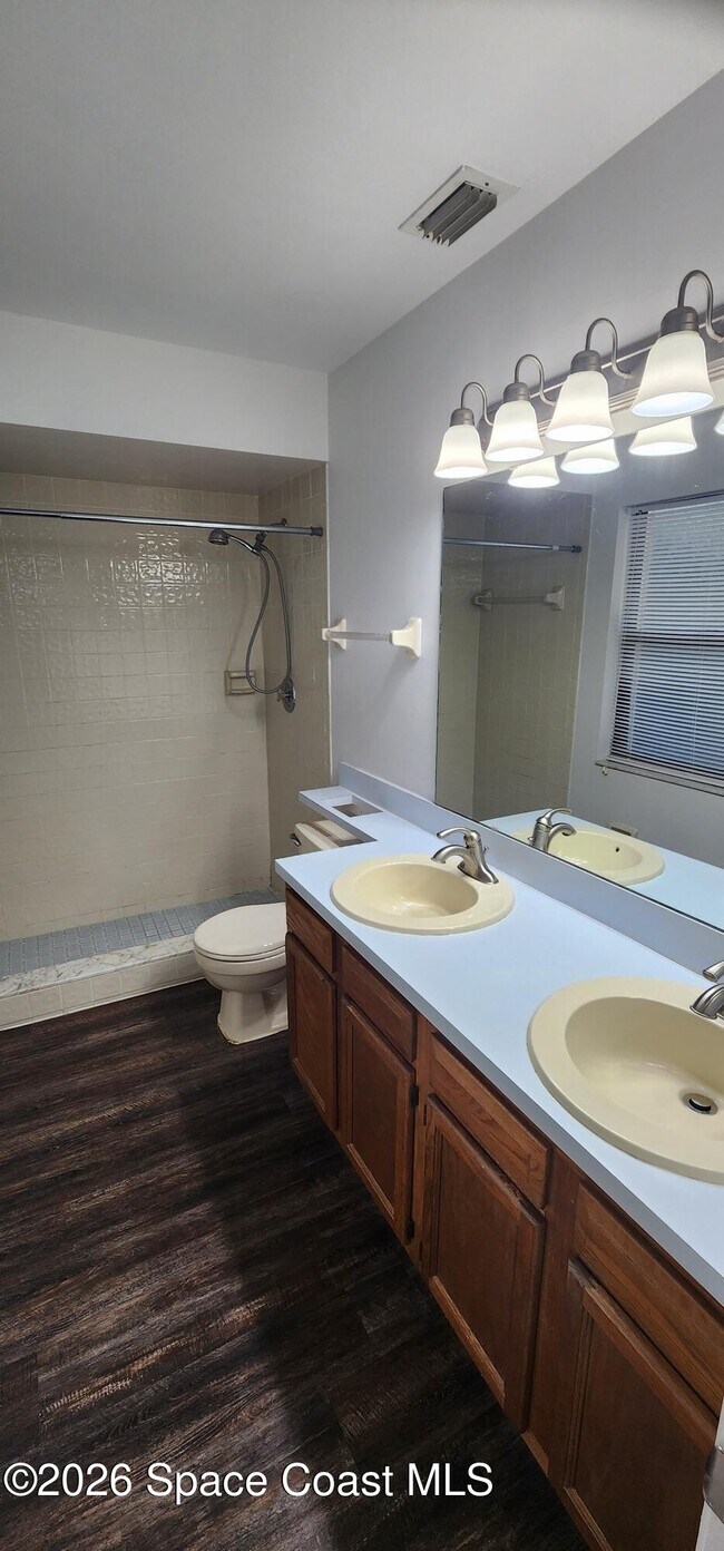 Building Photo - 4024 Pinyon Dr