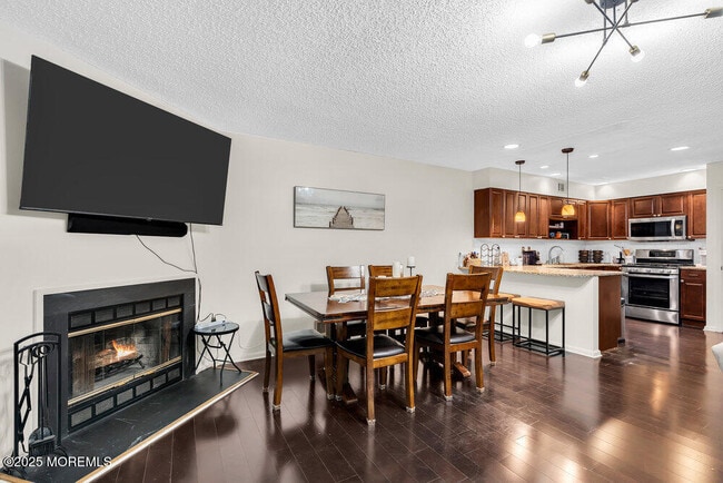 Building Photo - 29 Shore Dr