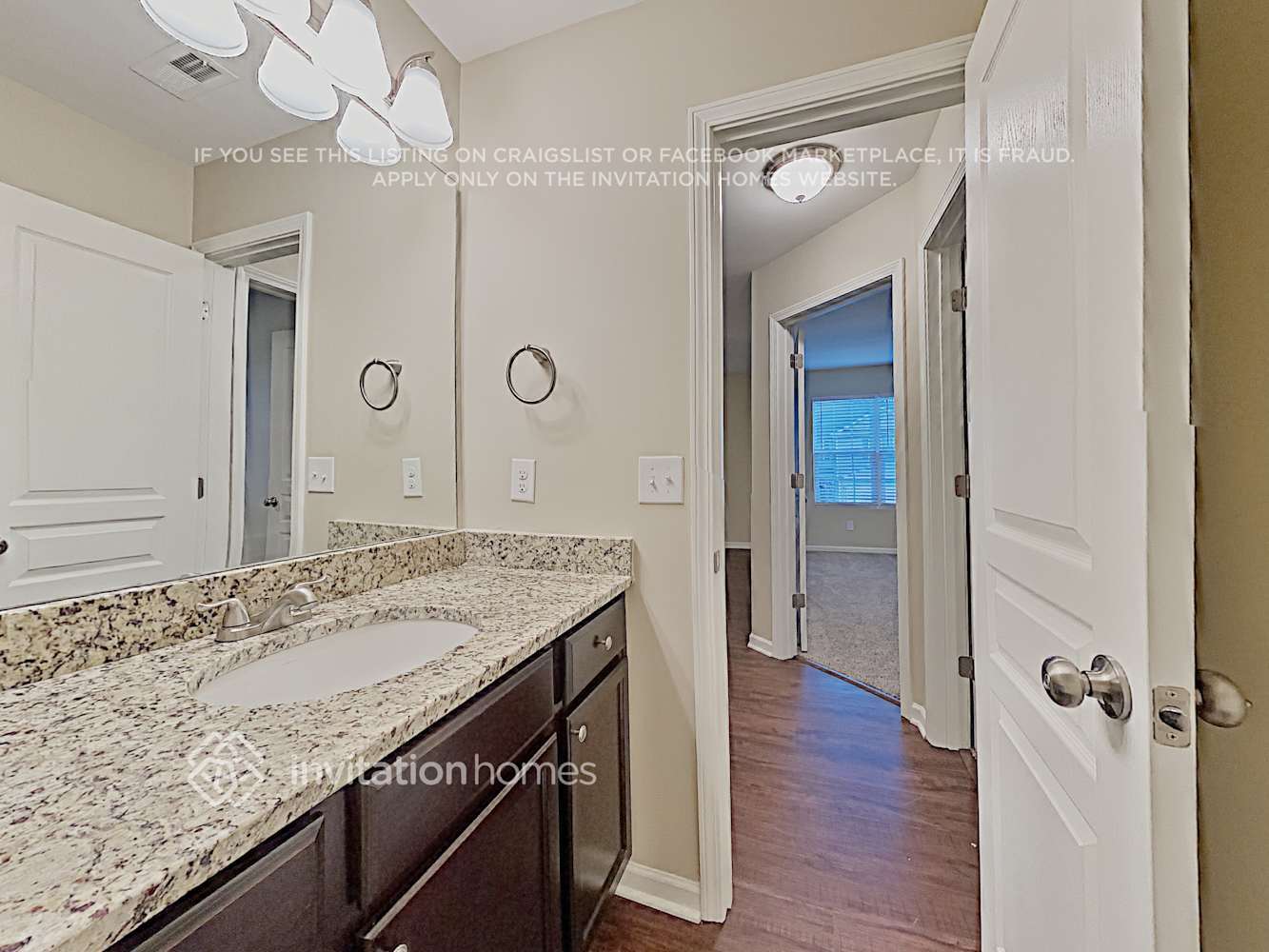 Building Photo - 1827 Carpenter Cabin Dr