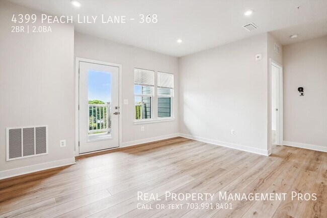 Building Photo - 4399 Peach Lily Ln