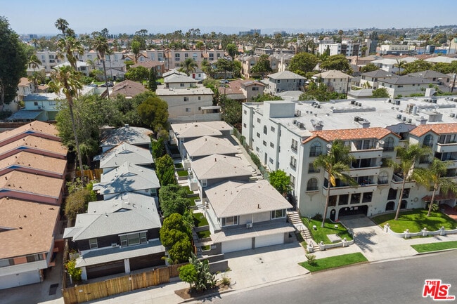 Building Photo - 7127 Ramsgate Ave