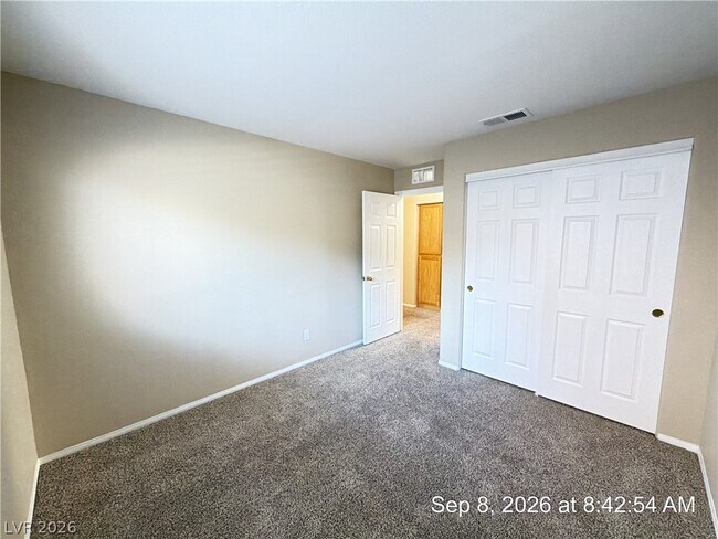 Building Photo - 194 Kachina Dr