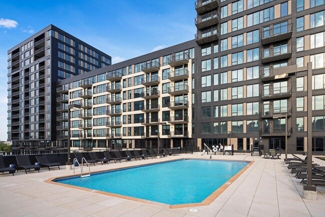 Building Photo - 1240 S 2nd St