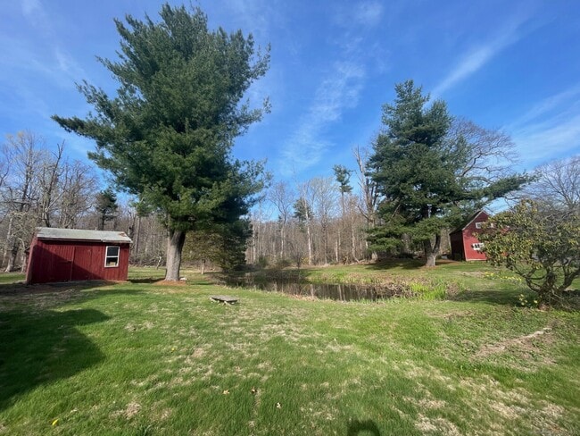 Building Photo - 161 Hoadley Rd