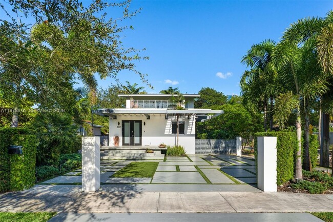 Building Photo - 101 SW 21st Rd