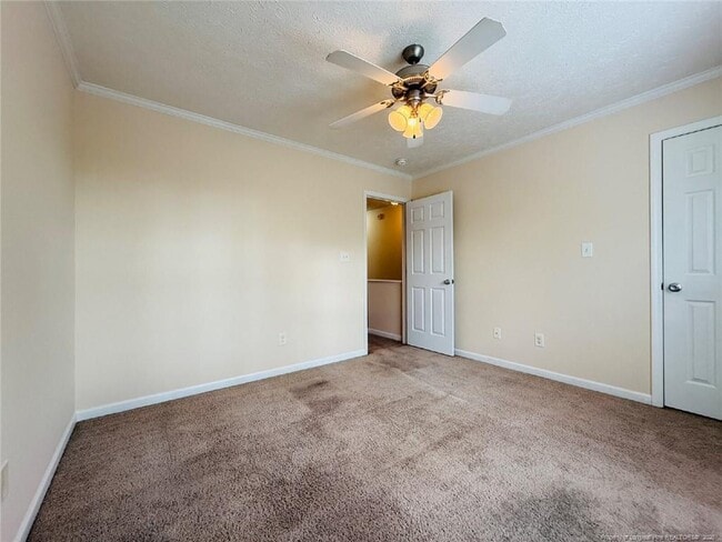 Building Photo - 3332 Kenmont Ln