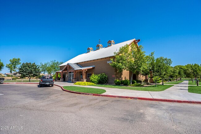 Building Photo - 4711 E Buckboard Ct
