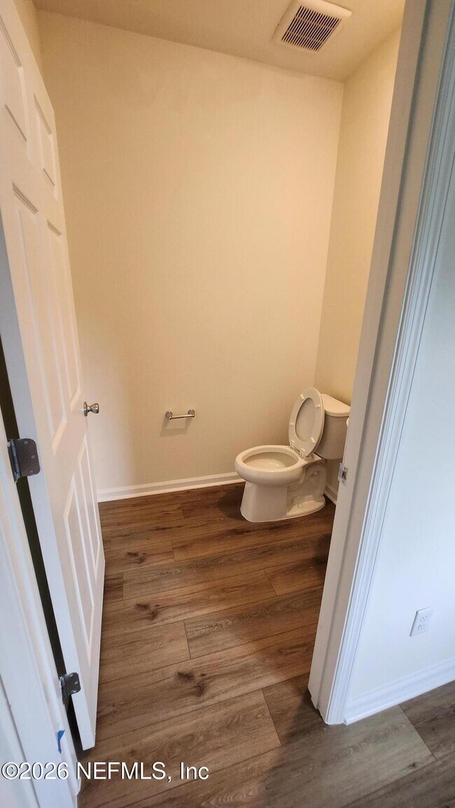 Building Photo - 9885 Fiddleback Ln