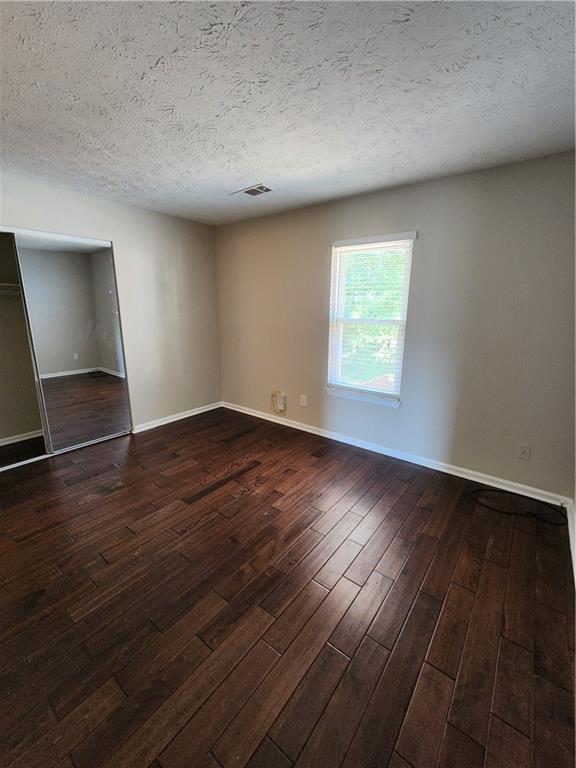 Building Photo - 1565 Springleaf Ct SE