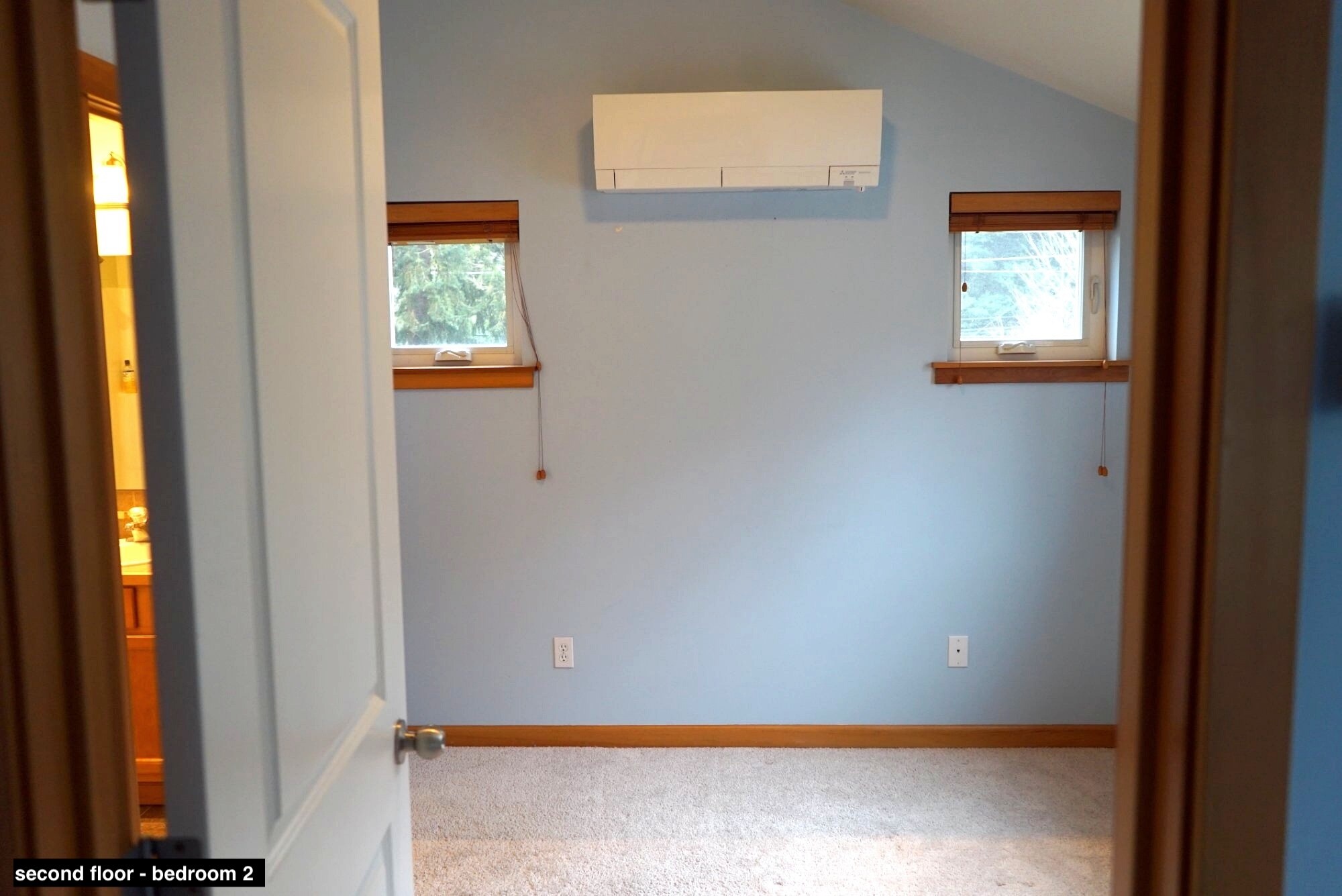 Building Photo - 3010B NE 137th St