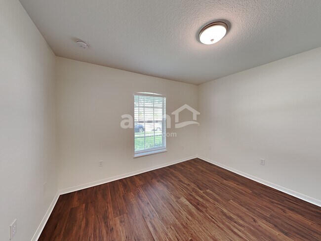 Building Photo - 1812 Roper Rd